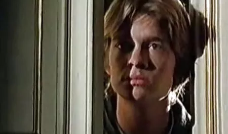 Vixen Jade Neal bekommt Hilfe von ihrer neue pornovideos Nachbarin, um die Augen ihres Freundes zu öffnen