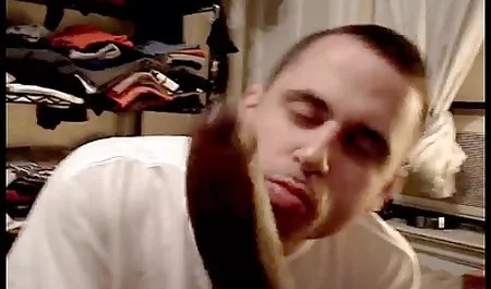 - hamster pornovideos Ebony Knight Teen Giving zeigt ihre Krüge