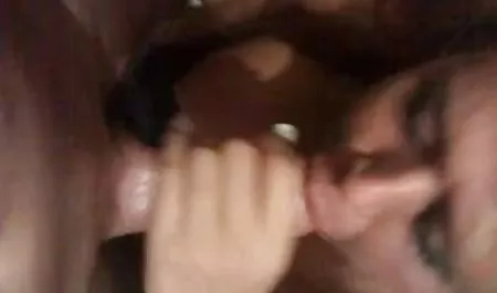 Amateur Teen perfekt heiße pornovideos vor der Webcam