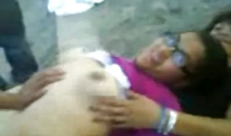 Doppelte anale Bestrafung Monsterschwanz für pornovideos swinger 2 Lesben