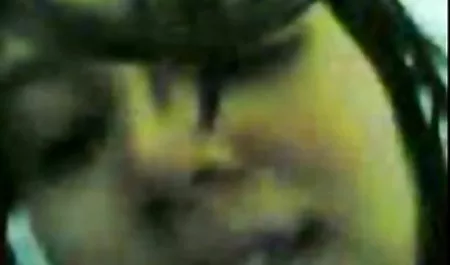 In Cauchy führt ein großer Schwanz direkt in den Anus - mehr dazu gratis pornovideos