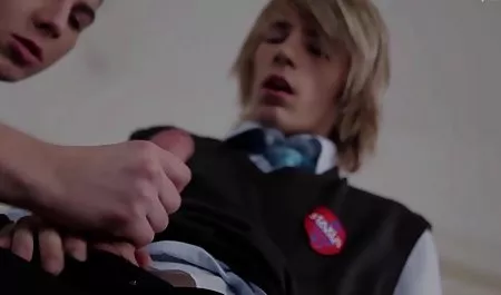 Die vollbusige Schönheit Elena gratis pornovideos Jensen und die sinnliche Jane lecken ihre Muschi im Pool!