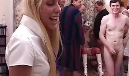 - pornovideos online Sophia Leone - Stiefvater grob gefickt