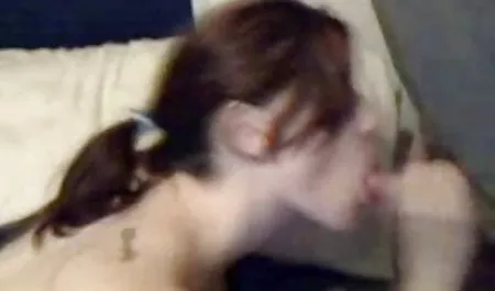 Freches jugendlich Schulmädchen arbeitet für pornovideos kostenlos ohne anmeldung sie