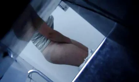 Kleines Mädchen bekommt Creampie tief kostenlose hd pornovideos