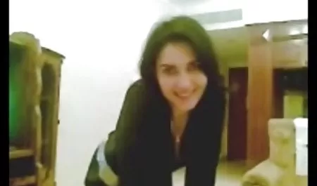 Gefälschte Hostel-Schönheiten verlieren sich in der Hitze und xhamster pornovideos brauchen eine Unterkunft