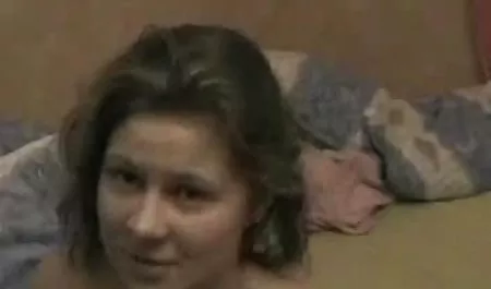 Natasha Rosa leckere deutsche gratis pornovideos Creampie für ein enges Baby