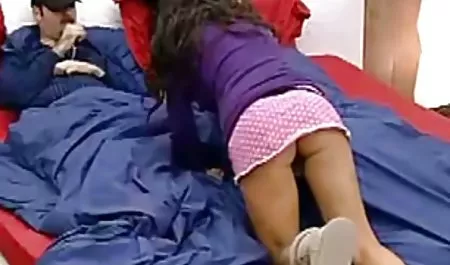 Vixen College-Studentin fickt pornovideos kostenlos ihren Chef, nachdem sie erwischt wurde