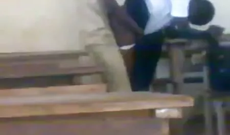 Dicke große deutschsprachige pornovideos natürliche Titten Teen masturbiert