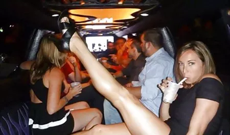 Brünette Schlampe saugen pornovideos kostenlos