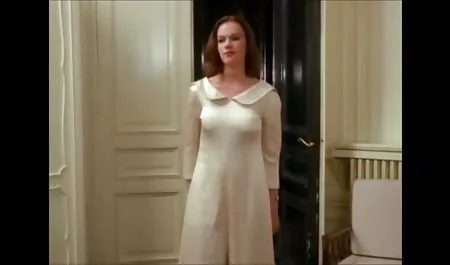 - Der schwarze Schwanz wird von einer geilen Blondine kostenlose pornovideos online gefüttert