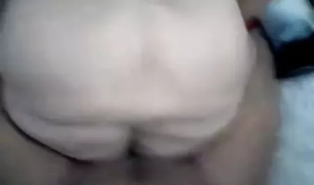 Echte Analkadenz und cherie devil liebt es, in den Arsch pornovideos frei gefickt zu werden