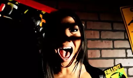 - pornovideos kostenlos runterladen Erste Squirted Sessions mit der Spanierin noch Apolonia