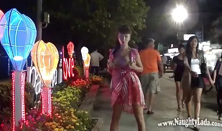 Kim weiß, neue pornovideos wie man einen harten Schwanz befriedigt