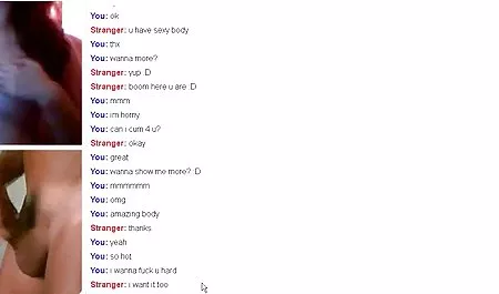 - kostenlose pornovideos ansehen Rothaarige Sophie Dee kniet nieder, um einen harten Schwanz in den Mund zu bekommen.